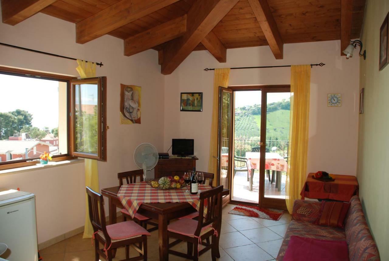 Bed & Breakfast Latteletto Tortoreto Екстериор снимка