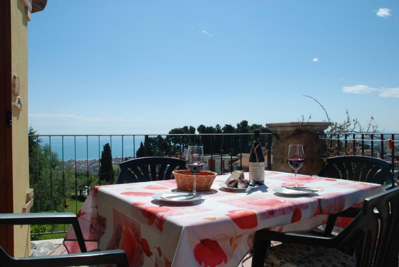 Bed & Breakfast Latteletto Tortoreto Екстериор снимка